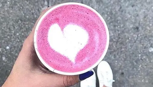 Pink latte, what is it and where to try trendy coffee