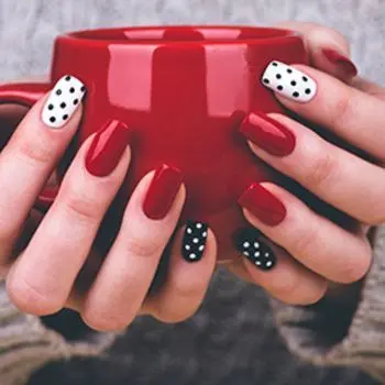 Polka dot manicure: ideas, photos