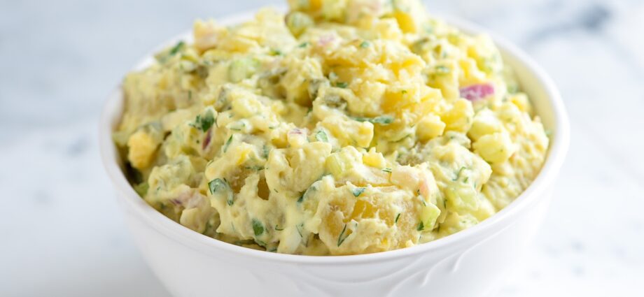 Potato salad: a simple recipe. Video