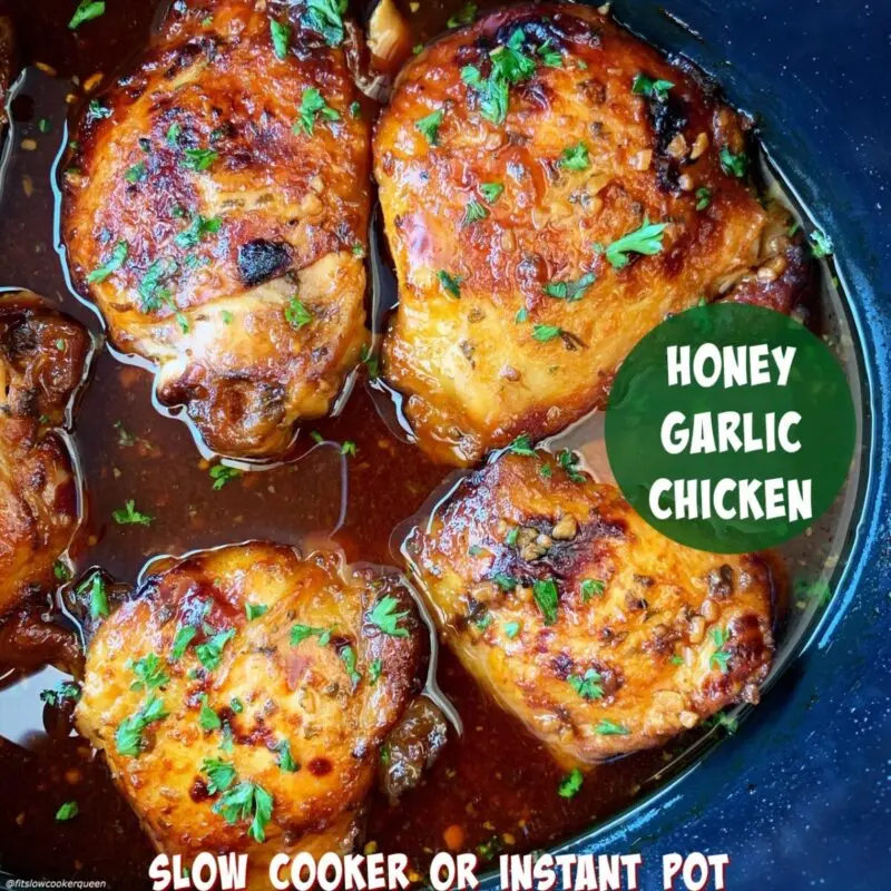 Potatoes with chicken in pots. Cooking video