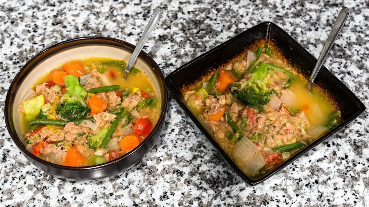 Quick soup from canned fish. Cooking video