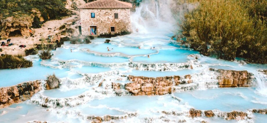 Relaxation on thermal springs in Italy