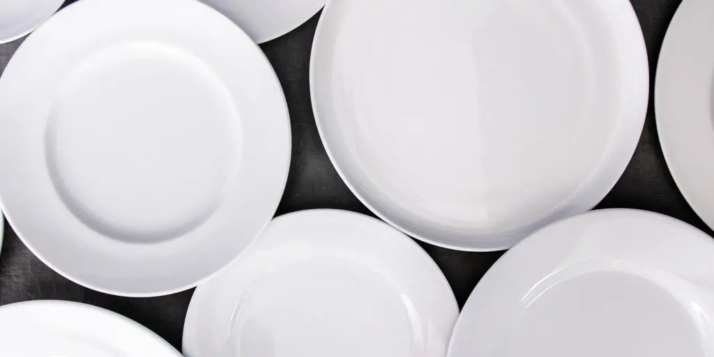 Reviews of ceramic dishes and recommendations on how to avoid defects