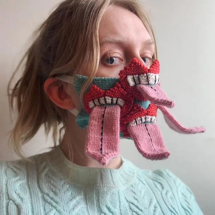 Ridiculous knitted masks have become a hit on the network: 10 funny photos