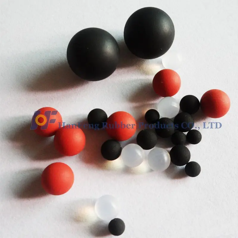 Rubber ball and 3 more types of toys that are dangerous for dogs