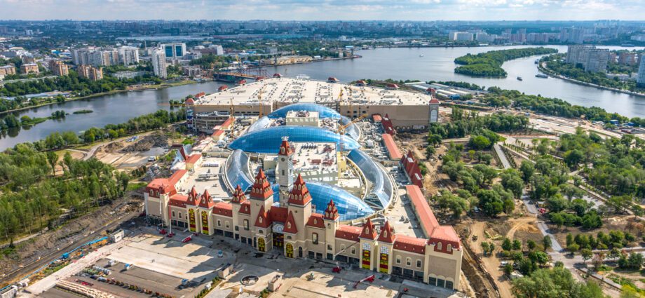 Russian Disneyland - Moskuko Dream Island Park noiz irekiko den eta zer entretenimendu espero