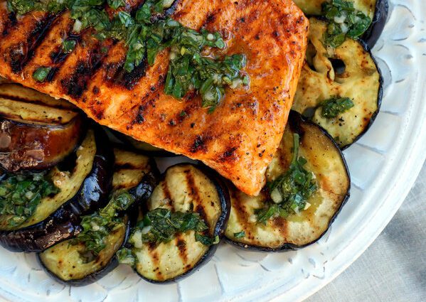 Salmon with eggplant