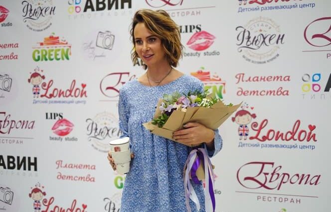 Seminar Sasha Zvereva Ibu pintar Ibu cantik di Samara 2017