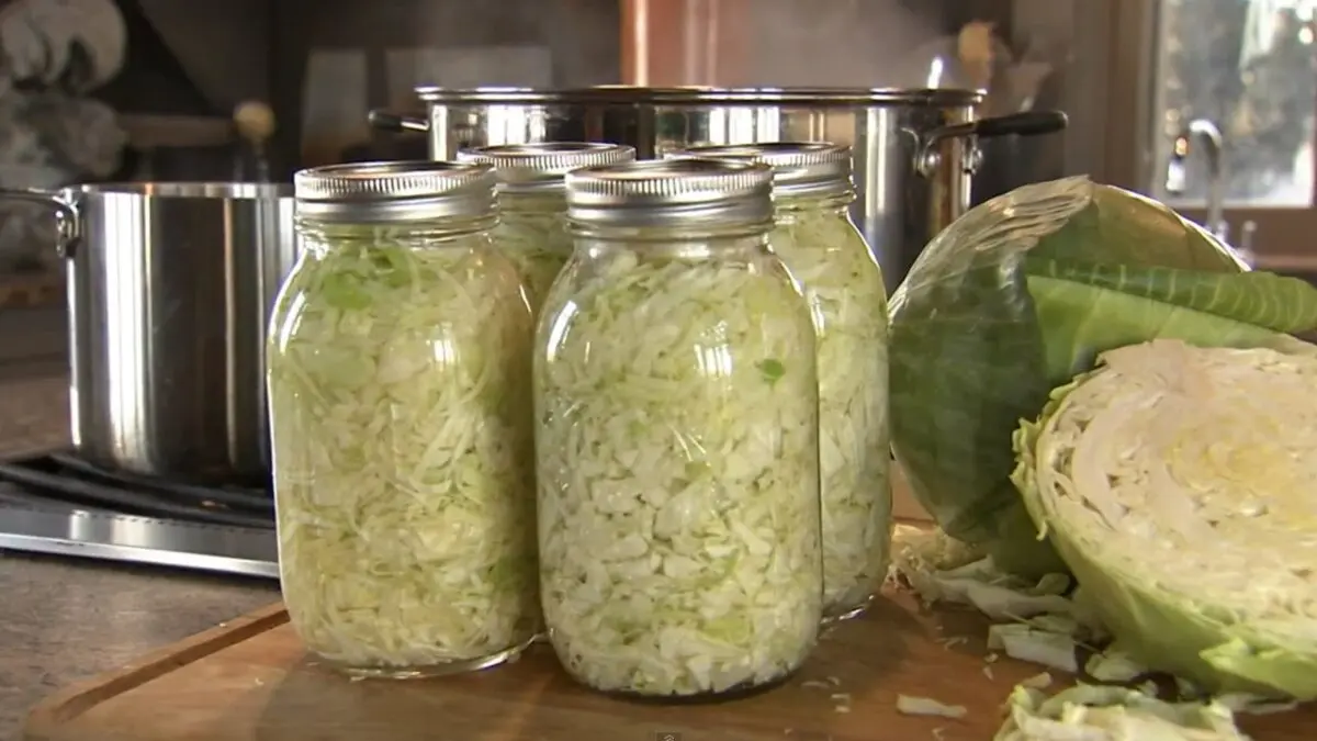 Sauerkraut: recipe for cooking. Video