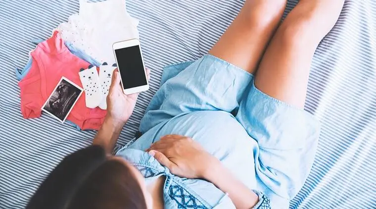 Scientists explain the harm of smartphones and Wi-Fi for pregnant women