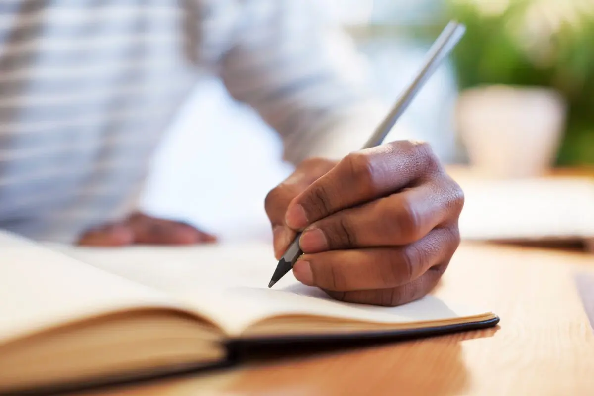Scientists understand why people become left-handed