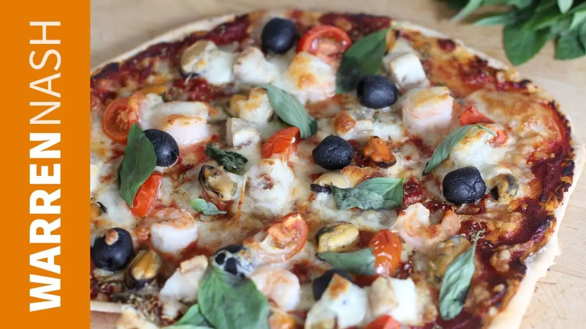 Seafood pizza: recipe with video