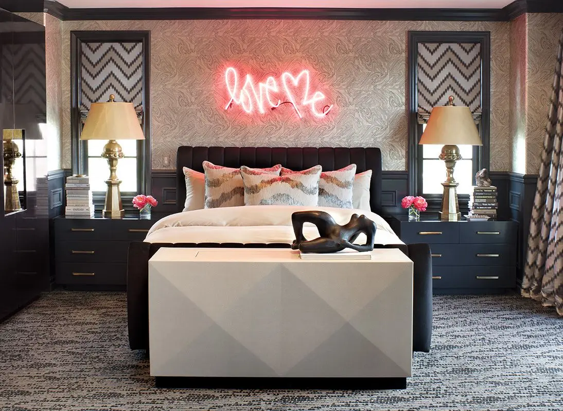 Sexy Bedroom Design: Decor Tips