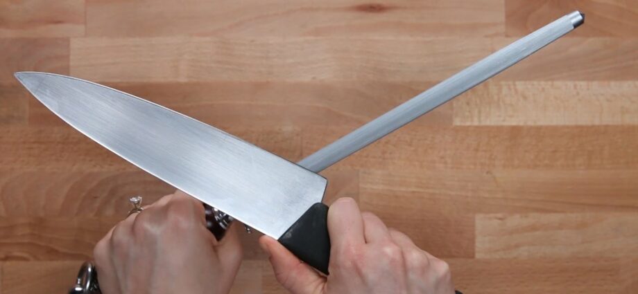 Teroitusveitset: kuinka tehdä veitsestä terävä. Video