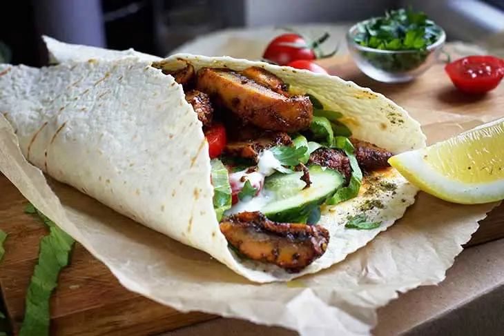 Shawarma with vegetables and without meat. Video recipe