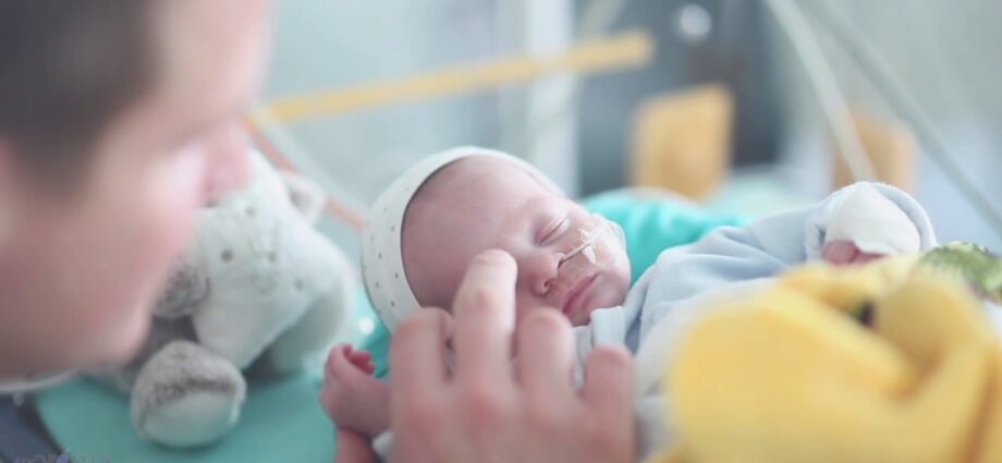 So touching: graduations for babies are arranged in the maternity hospital &#8211; photo