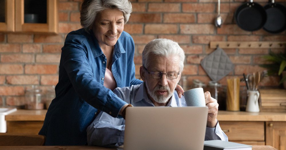 Social networks: a well-being tool for seniors?