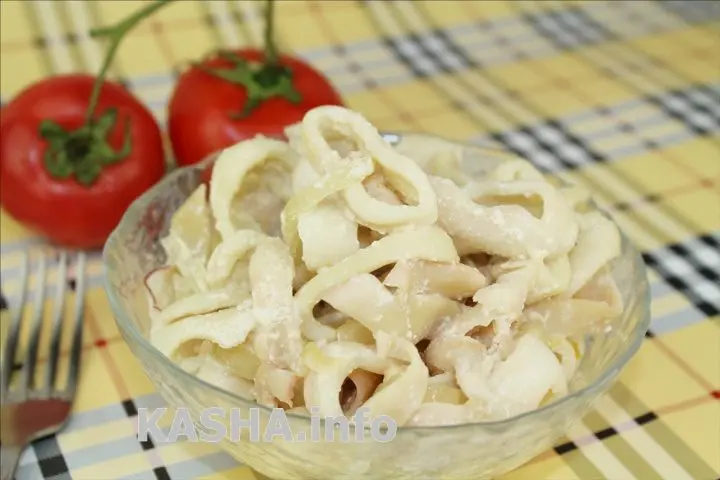 Squid stewed in sour cream. Video