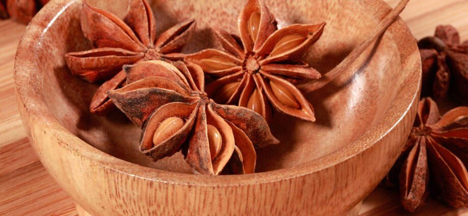 Star anise: useful properties and application in cooking. Video