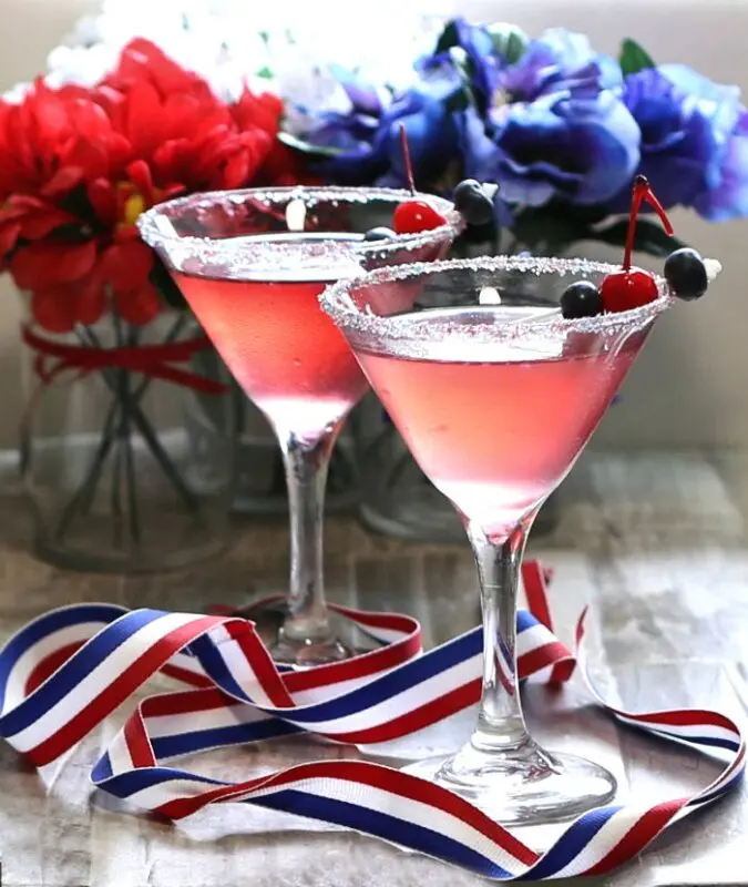 Star cocktail &#8220;Cosmopolitan&#8221;: recipe