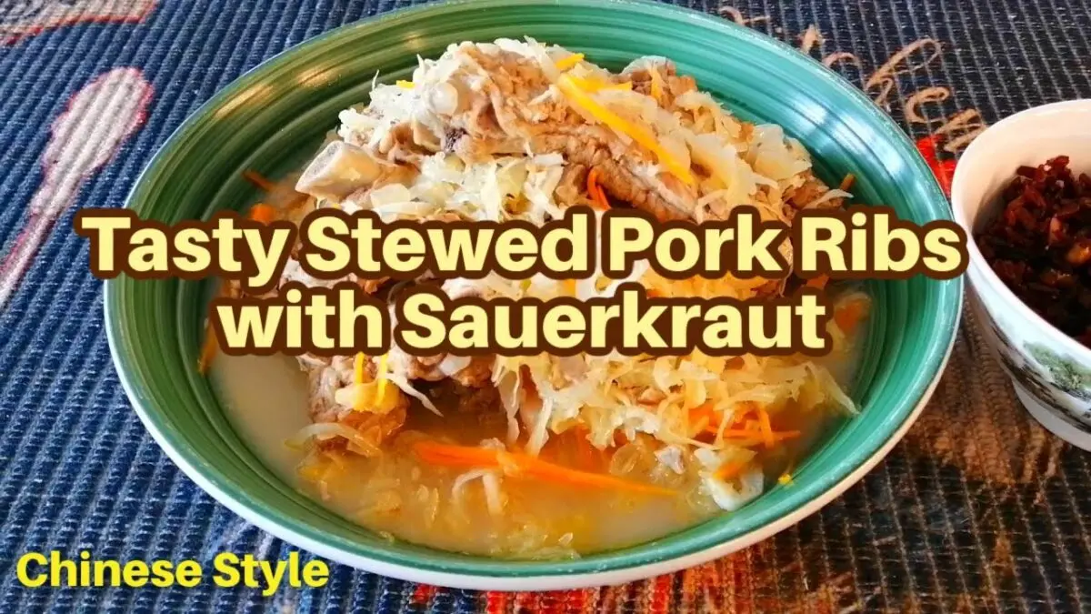 Stewed sauerkraut: recipe. Video