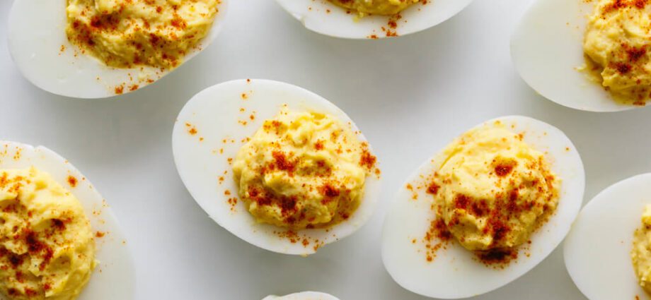 Stuffed eggs: recipe. Video