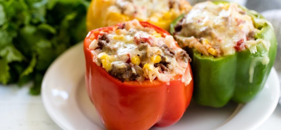 Pepper in the oven: recipe. Video