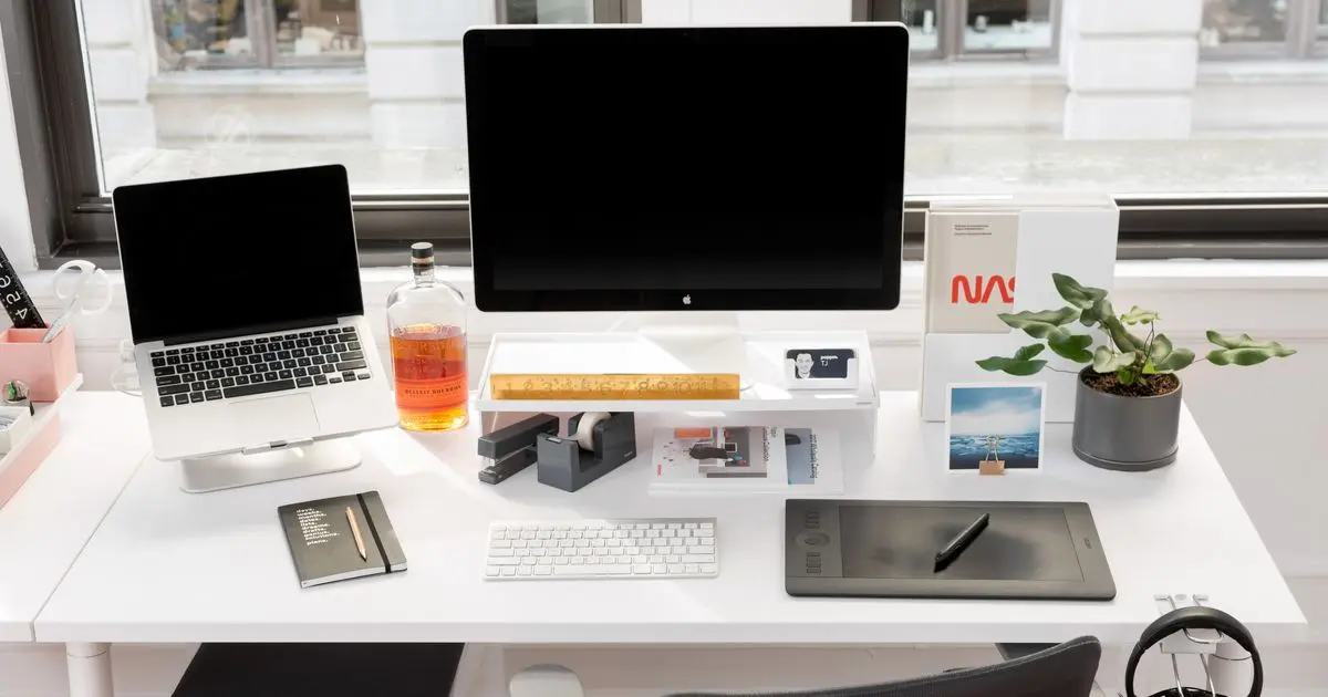 Stylish office desk accessories