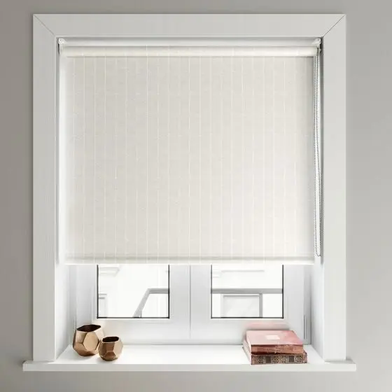 Stylish solution: how to fit the blinds into the interior