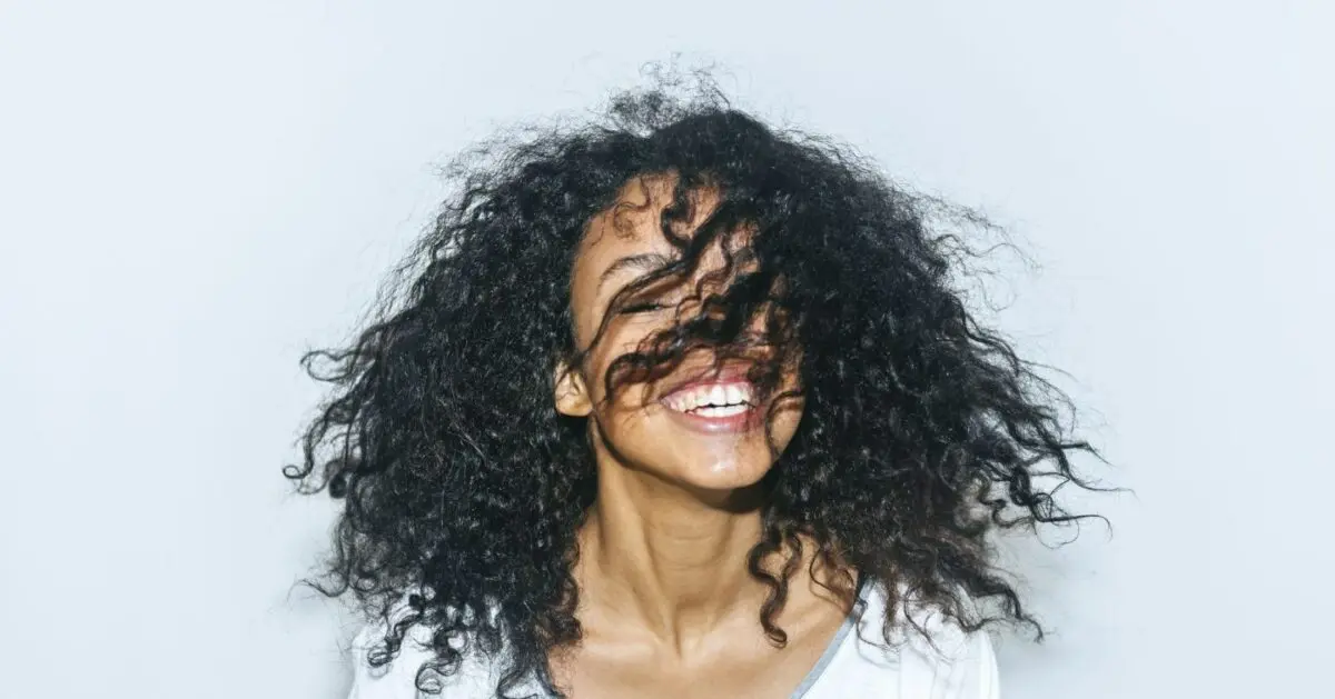 Summer hair care: 4 rules for thick hair