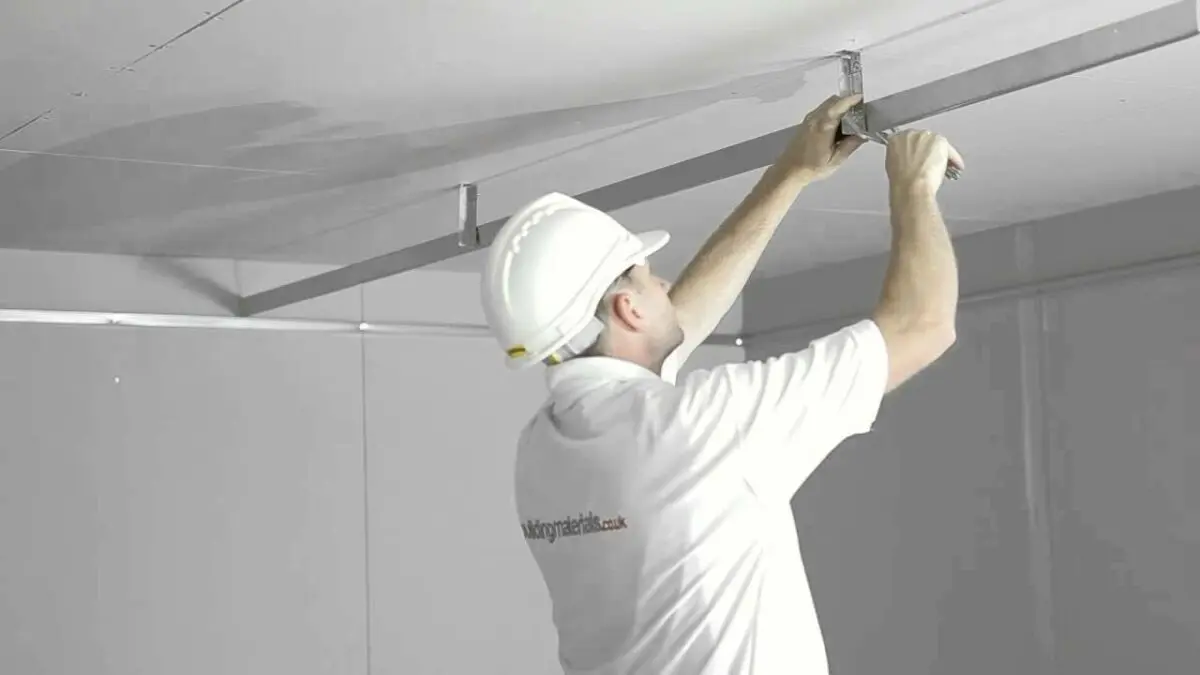 Suspended ceiling in plasterboard bedroom