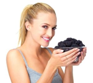 The benefits and harms of blackberries