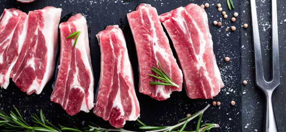 Τα οφέλη και οι βλάβες του χοιρινού κρέατος, η θρεπτική αξία, η περιεκτικότητα σε θερμίδες