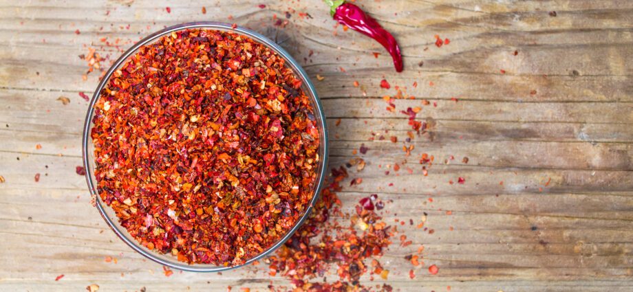 The benefits and harms of red ground pepper