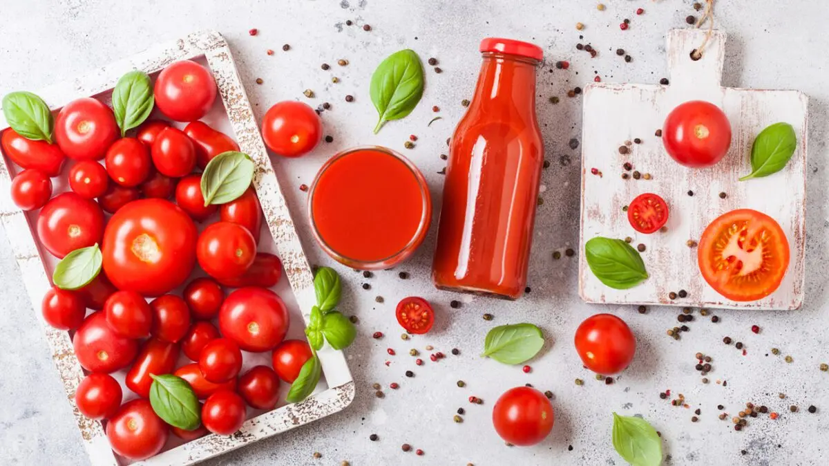 The benefits and harms of tomato juice for the human body