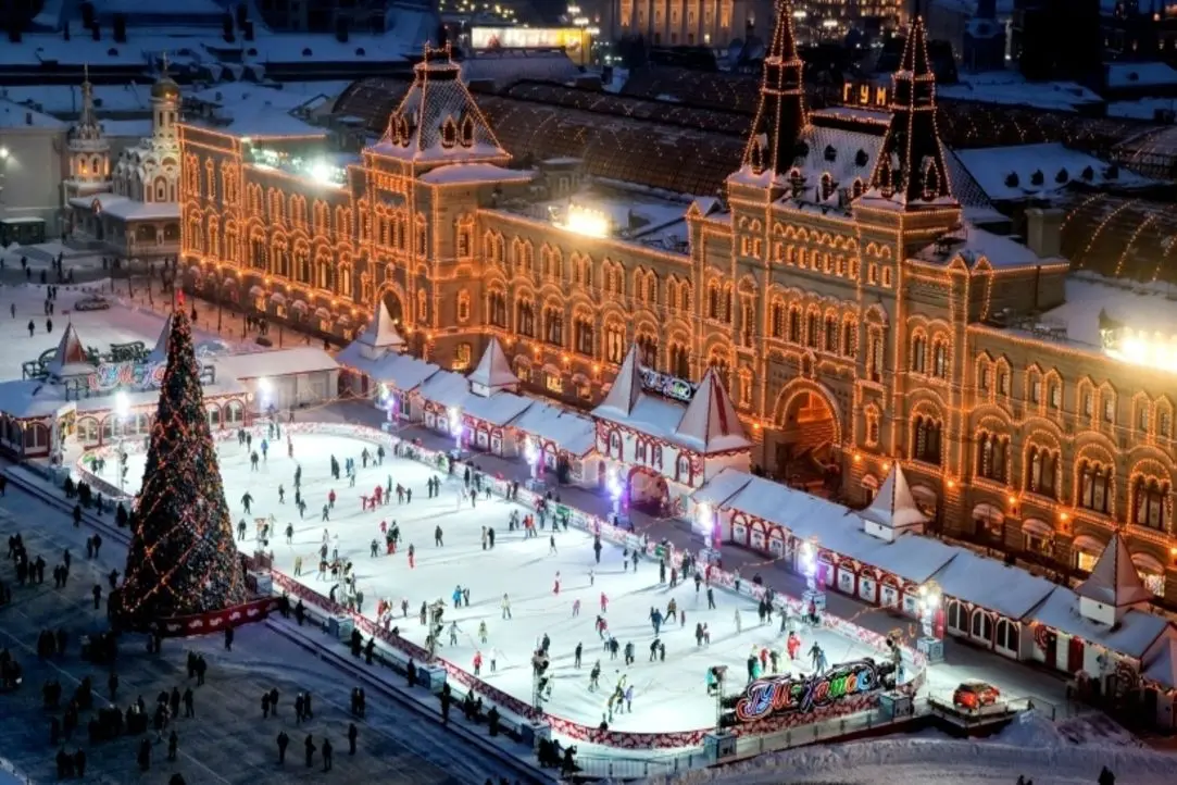 The best skating rinks in Moscow