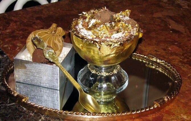 The five most expensive desserts in the world