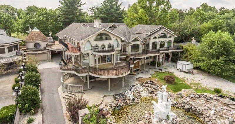 The house for 25 million was named one of the ugliest in the USA: photo