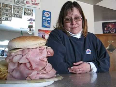 The largest ham dish in the world