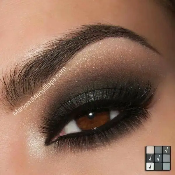 The most fashionable eye makeup: smokey ice photos