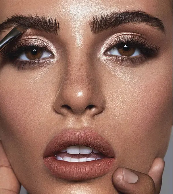 The most fashionable eyebrows: 10 trends from the beginning of the XNUMXth century to the present day