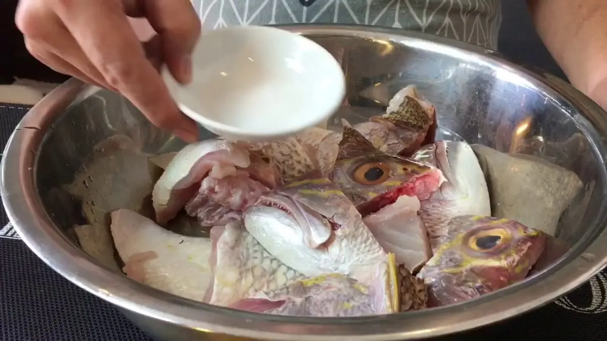 The smell of fish: how to remove it? Video