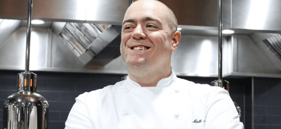 The three Michelin star chef who cooks for you for 29.000 euros in a private suite