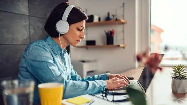 Tips for not isolating yourself from the world if you continue to telecommute