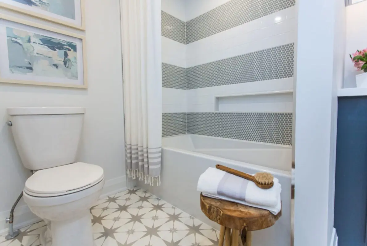 Toilet renovation: 15 examples of how not to do it