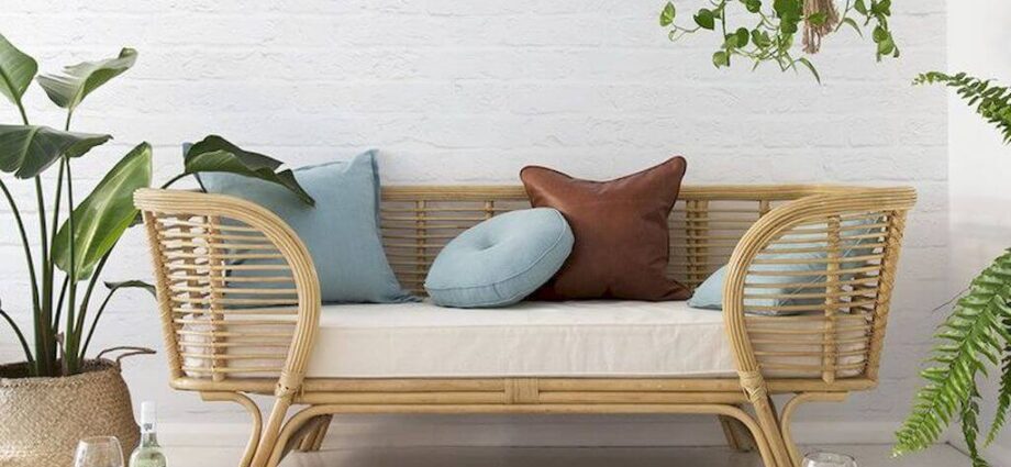 Trend of the season: rattan and bamboo furniture and accessories