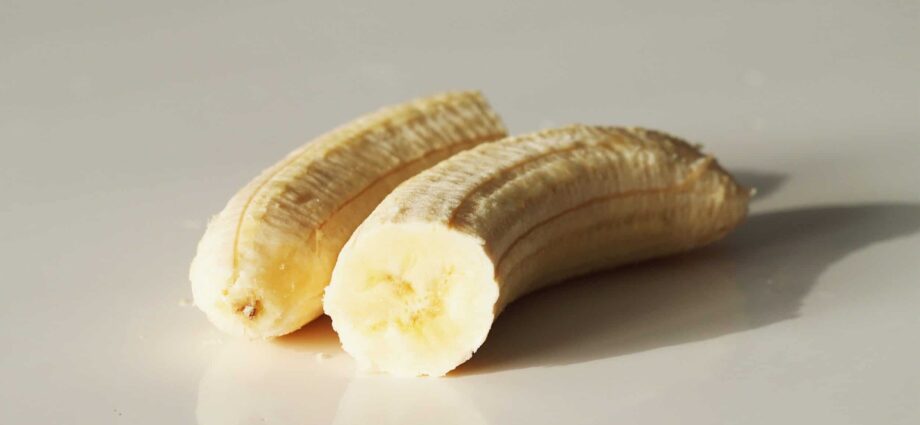 Up to what age does a &#8220;banana&#8221; grow in men?