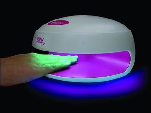 Using a UV lamp for nail extension. Video