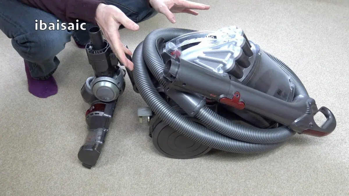 Vacuum cleaner Dyson DC23 Motorhead