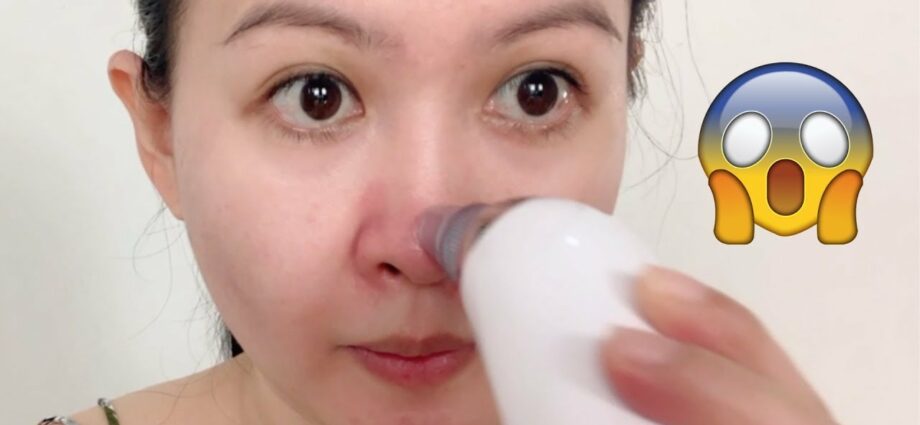 Vacuum cleaner for face skin. Video